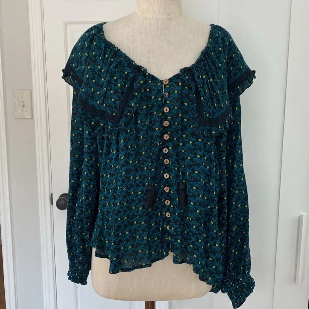 Free People oversized collar poet blouse